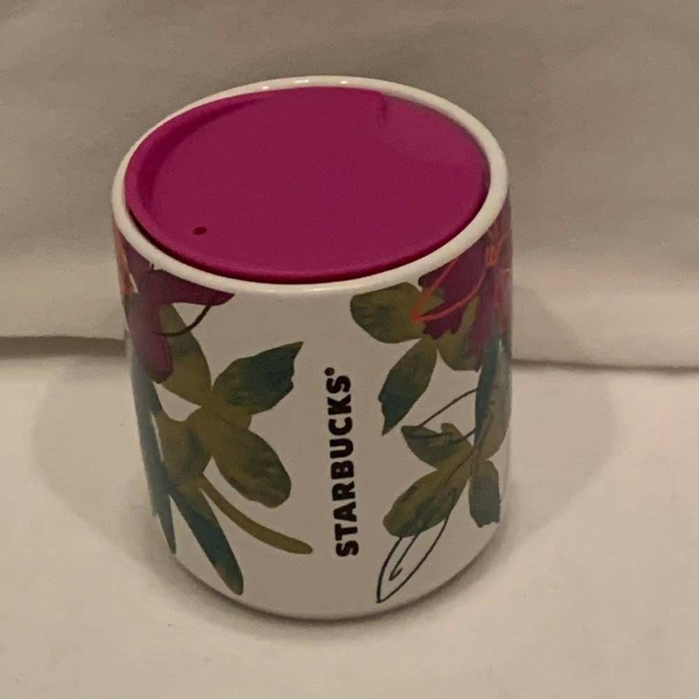 Starbucks 8oz hot cup NWT.